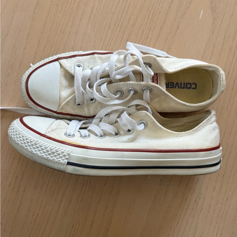 White converse all star